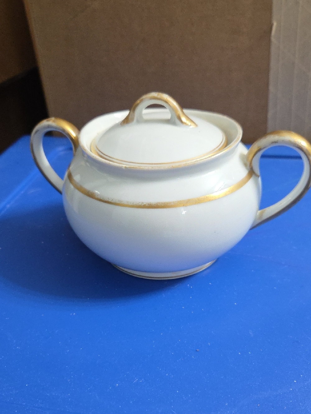 Waverly White Porcelain Sugar Bowl with Gold Trim